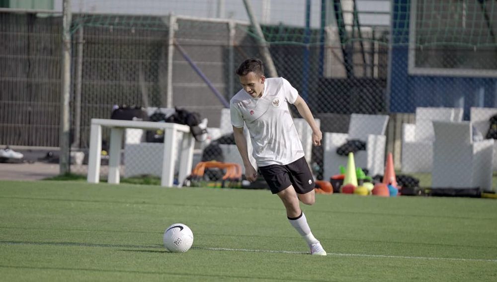 Egy Maulana Vikri sudah bergabung dengan Timnas Indonesia di Dubai, Uni Emirat Arab, Rabu (19/05/21). Copyright: © Muhammad Irvan/PSSI