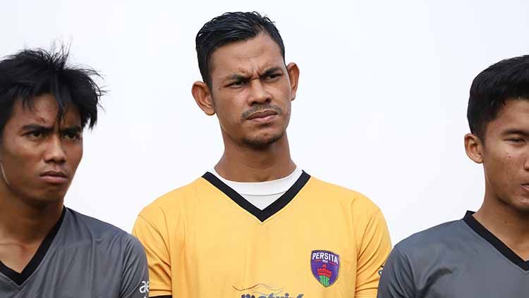 Kiper baru Persita, Rahmanuddin (tengah). Copyright: © Persita Tangerang