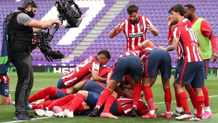 Atletico Madrid suskes menumbangkan Valladolid sekaligus memastikan gelar juara LaLiga Spanyol 2020-2021, Minggu (23/05/21) dini hari WIB. Copyright: © Angel Martinez/Getty Images