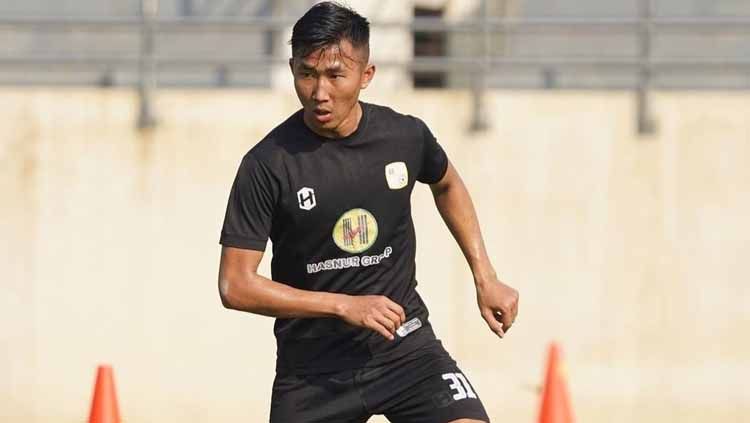 Miftah Anwar Sani saat membela Barito Putera di Liga 1 2021. Copyright: © PS Barito Putera