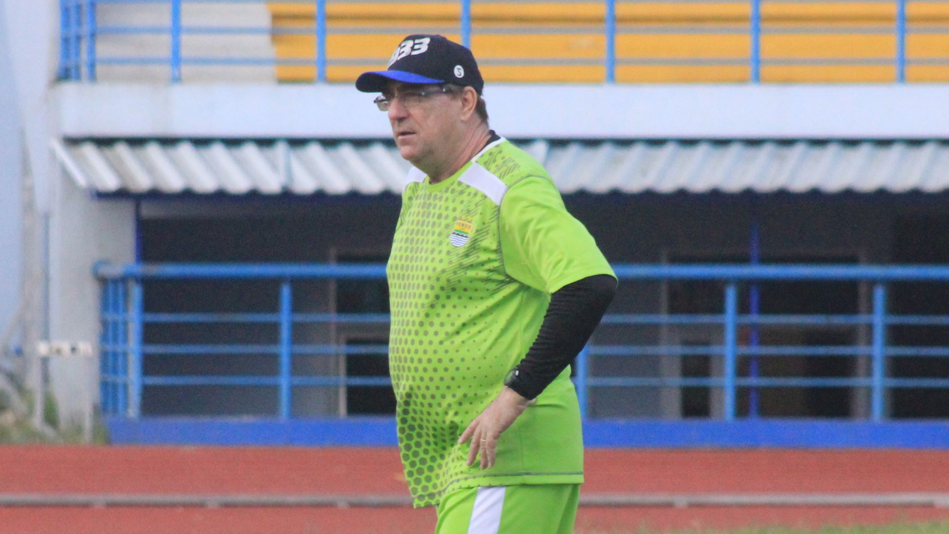 Pelatih Persib Bandung, Robert Rene Alberts. Copyright: © Arif Rahman/INDOSPORT