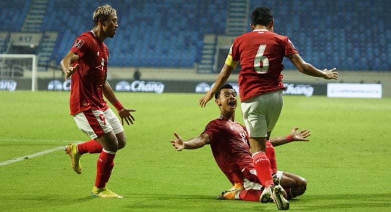 Selebrasi pemain Timnas Indonesia usai Evan Dimas berhasil mencetak gol kedua ke gawang Thailand. Copyright: © PSSI