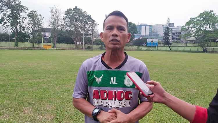 Pelatih PSMS Medan, Ansyari Lubis. Copyright: © Aldi Aulia Anwar/INDOSPORT