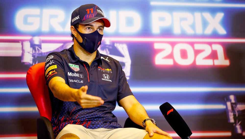 Sergio Perez, pembalap Red Bull Racing di F1 2021. Copyright: © Antonin Vincent - Pool/Getty Images
