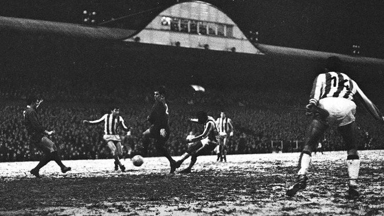 Pertandingan final Piala Fairs antara Ujpesti Dozsa kontra Newcastle United, 11 Juni 1969. Copyright: © Newcastle United FC