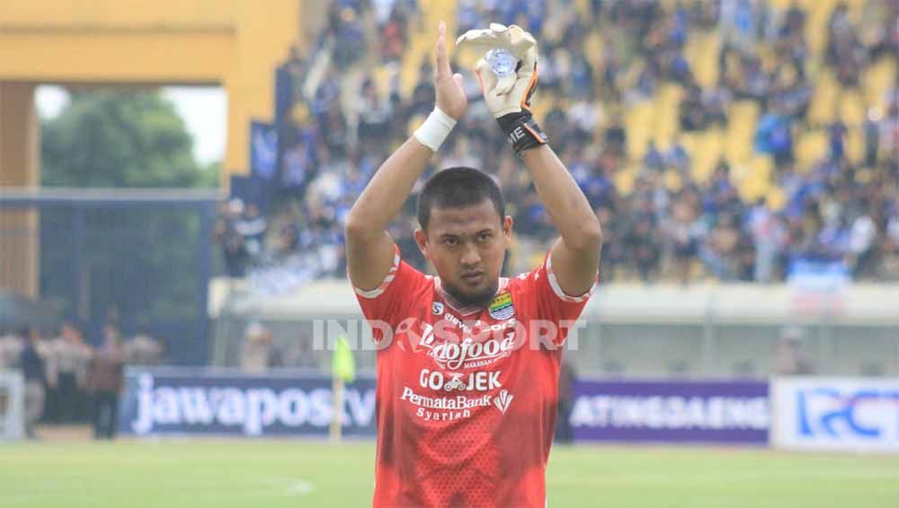 Kiper Persib Bandung, Muhammad Natshir. Copyright: © Arif Rahman/Indosport.com