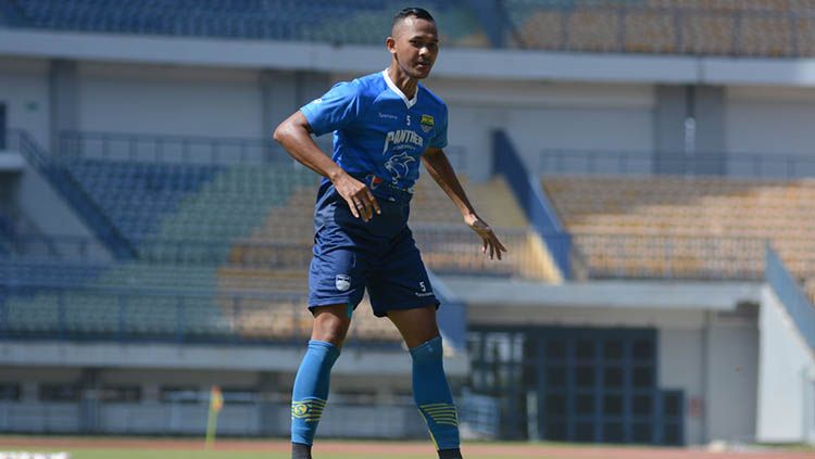 Sansan Fauzi trial di Persib Bandung. Copyright: © Media Officer Persib Bandung.