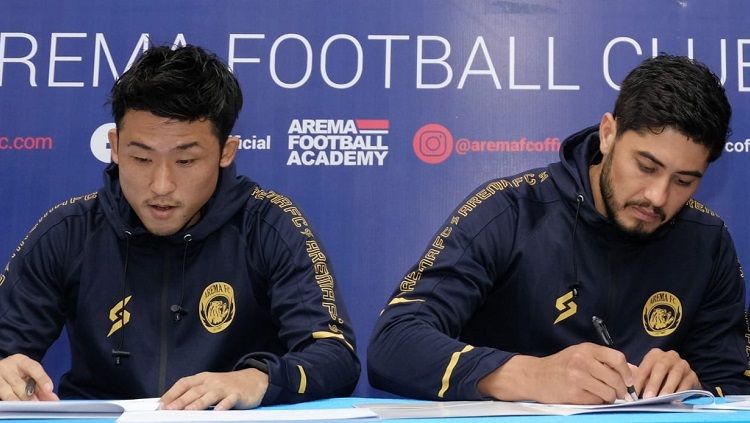 Arema FC resmi mengenalkan Renshi Yanaguchi (Jepang) dan Adilson Maringa (Brasil) sebagai pemain asing di Liga 1. Copyright: © MO Arema