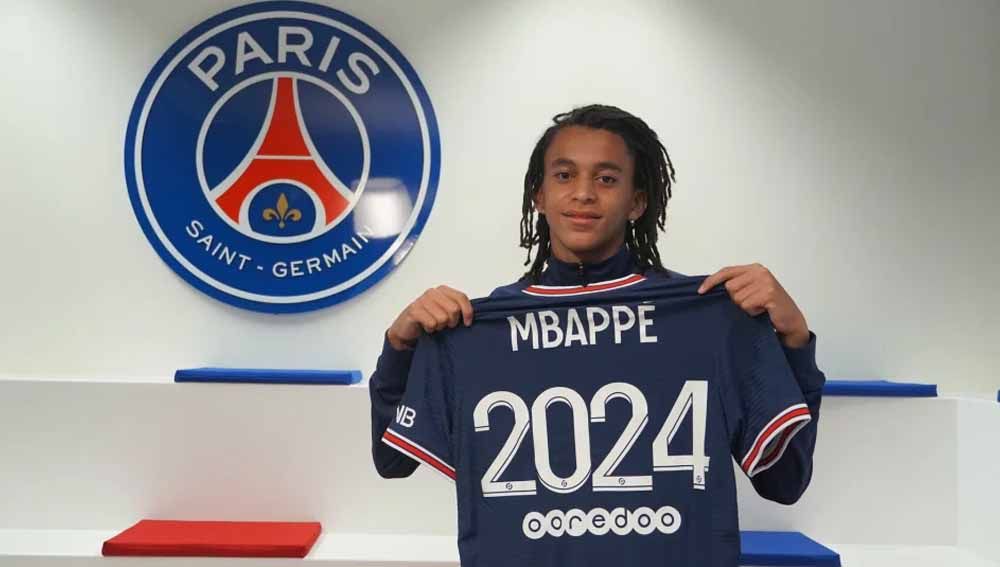 Adik Kylian Mbappe, Ethan teken kontrak di PSG. Copyright: © thesun