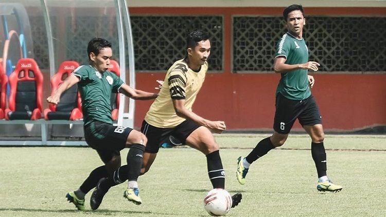 AHHA PS Pati memetik hasil positif di latihan bersama dengan tim Liga 1, PS Sleman dengan meraih kemenangan tipis 2-1. Copyright: © Prabowo/INDOSPORT