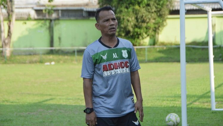 Pelatih PSMS Medan, Ansyari Lubis. Copyright: © Aldi Aulia Anwar/INDOSPORT