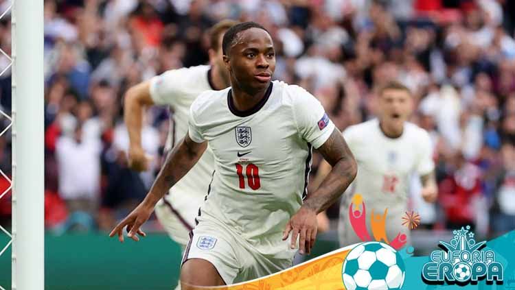 Selebrasi pemain Inggris, Raheem Sterling usai mencetak gol pada pertandingan babak 16 besar Kejuaraan UEFA Euro 2020 antara Inggris vs Jerman. Copyright: © Catherine Ivill/Getty Images