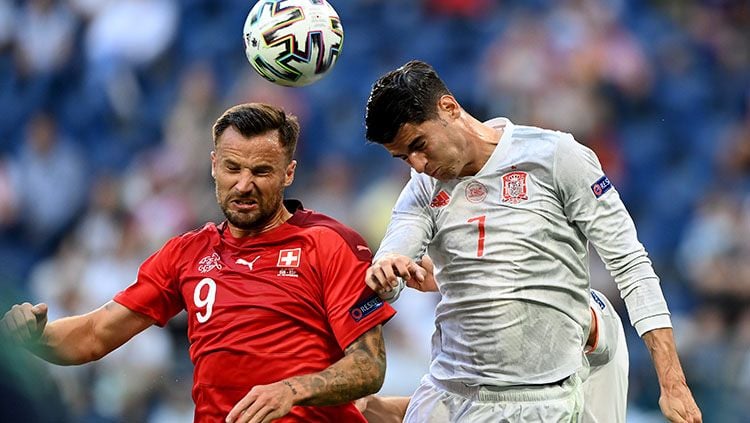 Swiss vs Spanyol. Copyright: © Kirill Kudryavstevl/Getty Images)