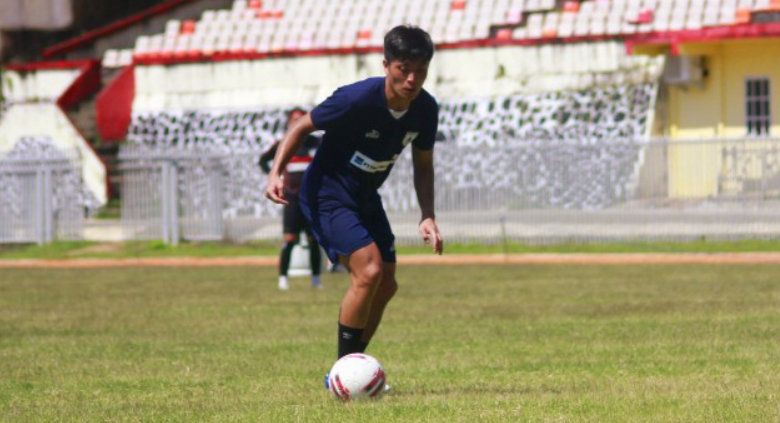 Gelang Persipura asal Jepang, Takuya Matsunaga. Copyright: © Sudjarwo/INDOSPORT