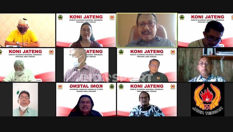 KONI Jateng saat melaporkan penunjukkan Plt ketua umum dan koordinasi jelang PON Papua bersama Disporapar Jateng secara virtual. Copyright: © Alvin/Indosport.com