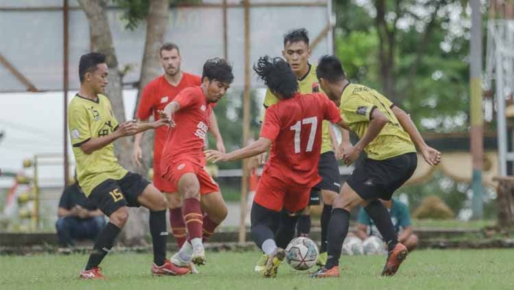PSM Makassar menggelar uji coba sebagai pramusim Liga 1. Copyright: © Media PSM Makassar