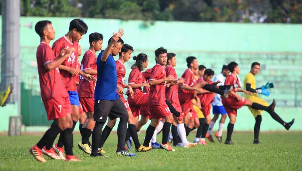 Klub Liga 3 NZR Sumbersari yang kini dilatih oleh mantan bek Timnas Indonesia, Charis Yulianto. Copyright: © MO NZR Sumbersari