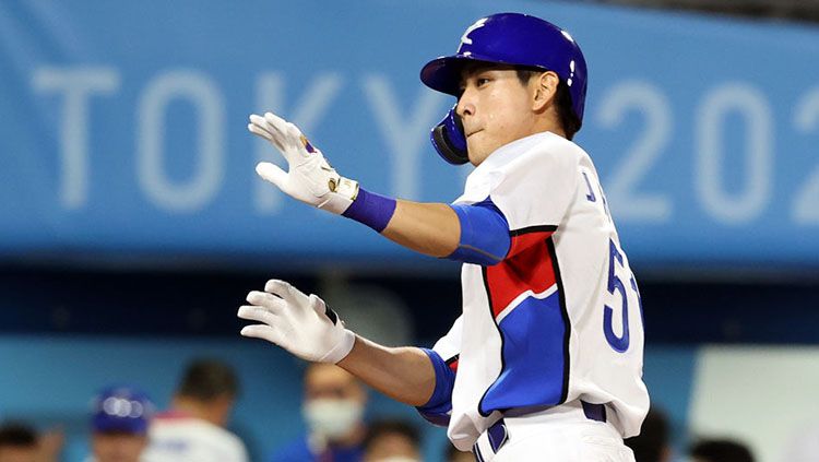 Atlet baseball asal Korea Selatan, Lee Jung Hoo. Copyright: © Koji Watanabe/Getty Images