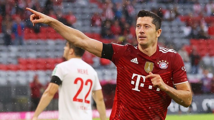 Bayern Munchen sukses meraih kemenangan atas tamunya, FC Koln, pada lanjutan pekan ke-2 Bundesliga Jerman, di Stadion Allianz Arena, Senin (23/08/21) dini hari WIB. Copyright: © @FCBayernEN