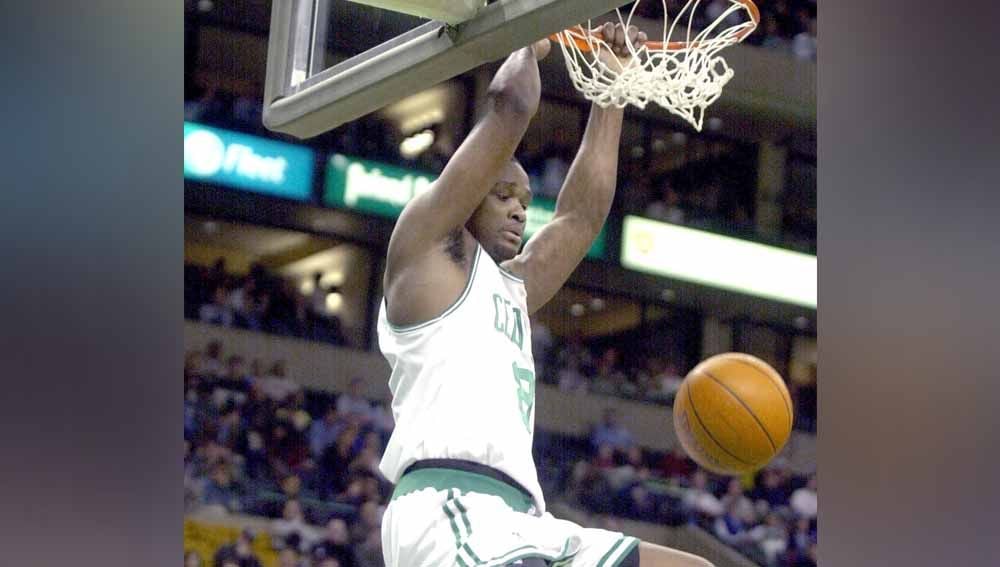 Antoine Walker, pebasket eks Boston Celtics. Copyright: © MediaNews Group/Boston Herald via Getty Images
