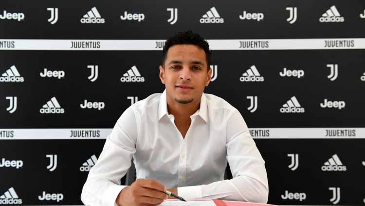Mohamed Ihattaren yang sedang dipinjamkan Juventus ke Sampdoria diberitakan menghilang usai izin pulang ke Belanda. Copyright: © Juventus