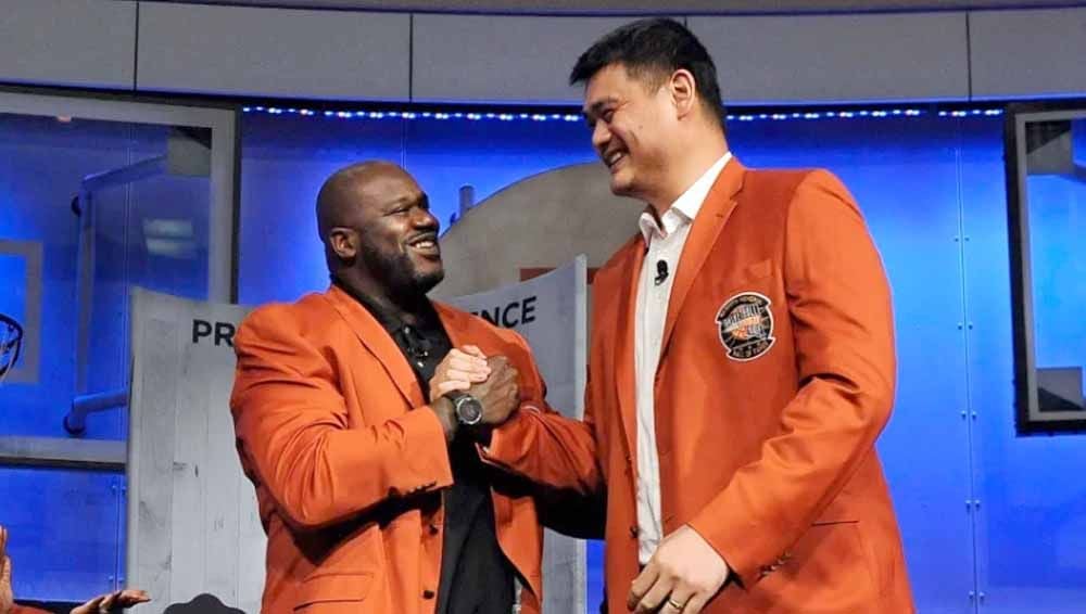 Shaquille O'Neal dan Yao Ming. Copyright: © essentiallysports