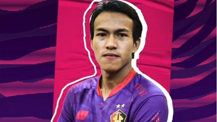 Eks Timnas Indonesia U-19, Yudha Febrian belum lama diresmikan sebagai pemain anyar klub Liga 1, Persik Kediri.  Copyright: © persikfcofficial