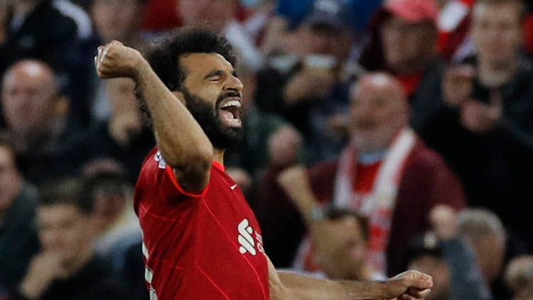 Mohamed Salah yang tampil mantap di Liverpool sepanjang 2021 tidak masuk daftar 23 pemain untuk FIFA FIFPRO dan membuat publik kebingungan. Copyright: © REUTERS