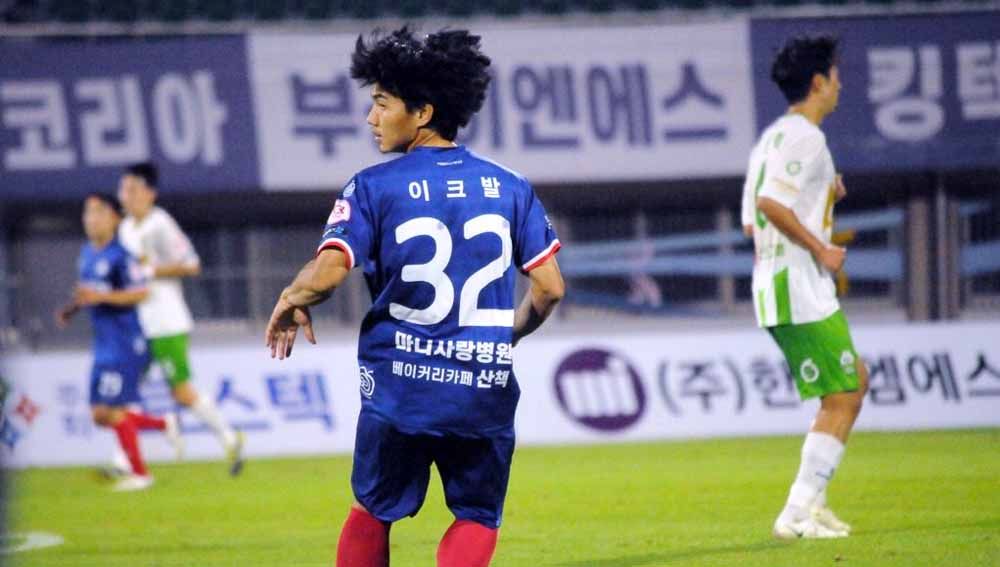 Muhammad Iqbal jalani debut di klub Liga 3 Korea, Cheongju FC. Copyright: © Cheongju FC