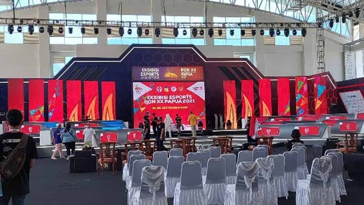 Tonggak sejarah baru ditorehkan eSports nasional melalui penyelenggaraan Eksibisi Esports PON XX Papua 2021 yang resmi dibuka hari ini, Selasa (21/9/21). Copyright: © Sudjarwo/Indosport