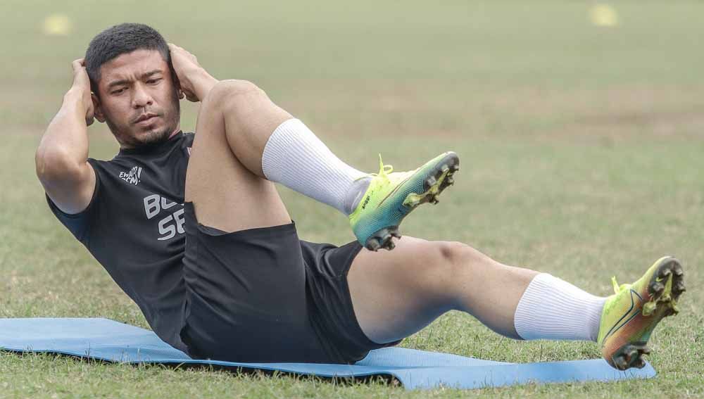 Pemain pinjaman PSM Makassar dari Persis Solo, Zikri Akbar. Copyright: © Official PSM Makassar
