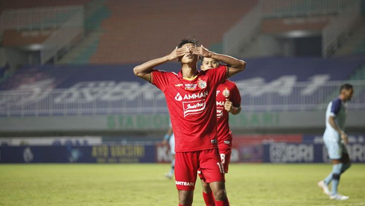 Selebrasi gol Alfriyanto Nico di laga Liga 1 Persija Jakarta vs Persela Lamongan. Copyright: © Herry Ibrahim/INDOSPORT