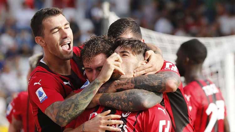 AC Milan terancam ambruk setelah 9 pemain mereka dikabarkan harus menepi karena cedera dan pemulihan pasca cedera. Copyright: © Gabriele Maltinti/Getty Images
