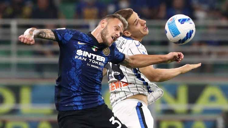 Alih-alih Sandro Tonali, Roberto Mancini lebih memilih memanggil bintang muda Inter Milan, Federico Dimarco, untuk menggantikan Matteo Pessina di Timnas Italia. Copyright: © Marco Luzzani/Getty Images