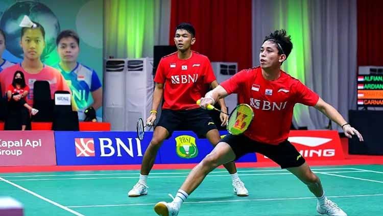 Pasangan ganda putra Indonesia, Fajar Alfian/Muhammad Rian Ardianto yang turun di game kedua menambah keunggulan atas China di final Piala Thomas 2020. Copyright: © badminton.ina