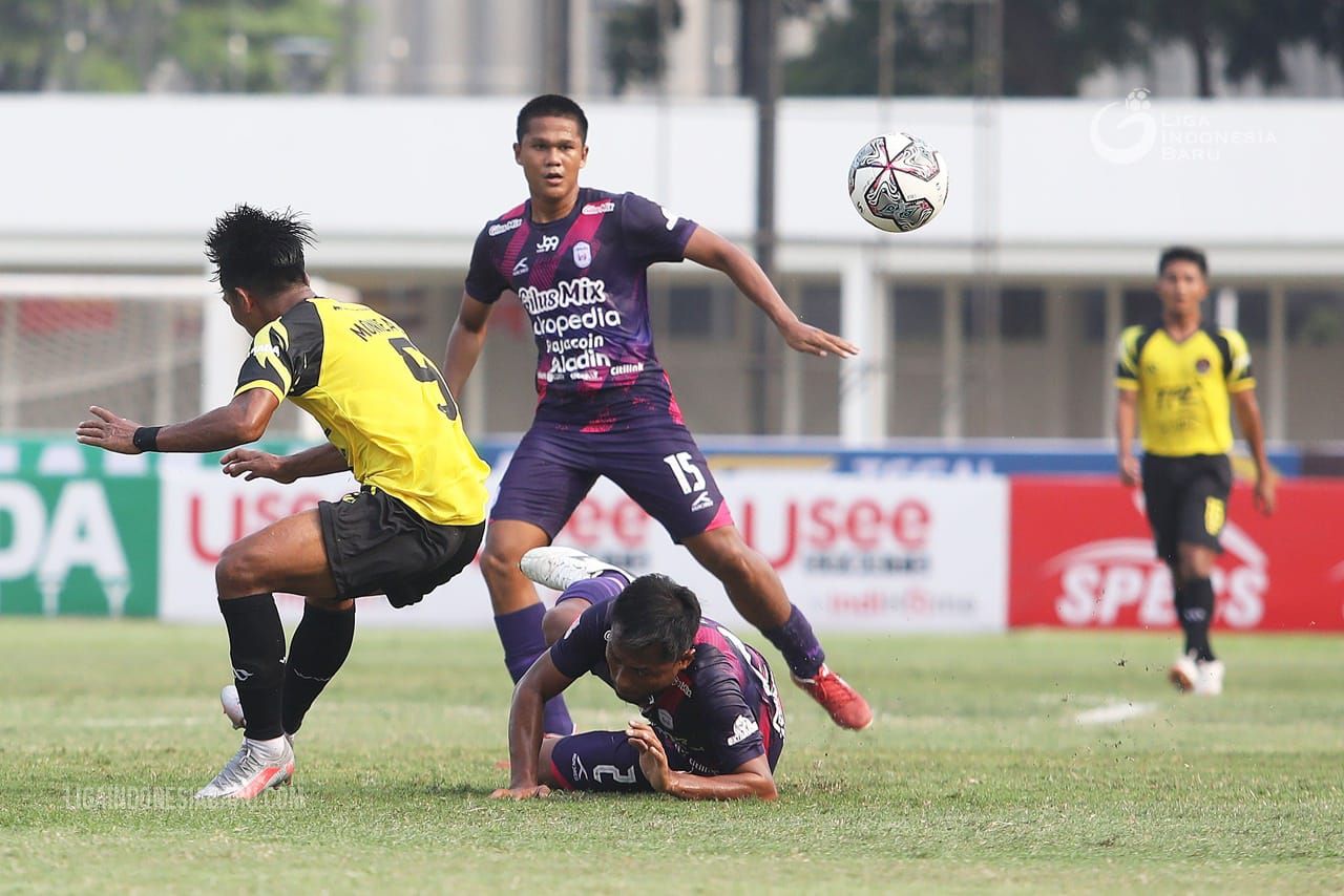 Rans Cilegon FC kembali meraih hasil kurang memuaskan di Liga 2. Kali ini, mereka ditahan imbang 0-0 oleh Perserang, Selasa (12/10/21). Copyright: © PT LIB