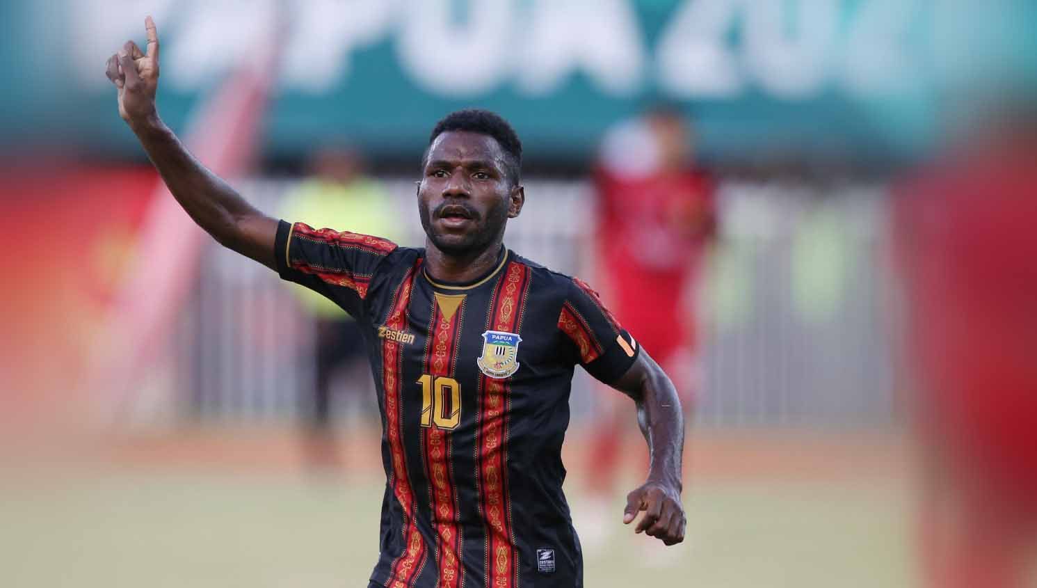 Ricky Ricardo Cawor, pemain Papua. Copyright: © PB PON XX Papua/Chaarly Lopulua