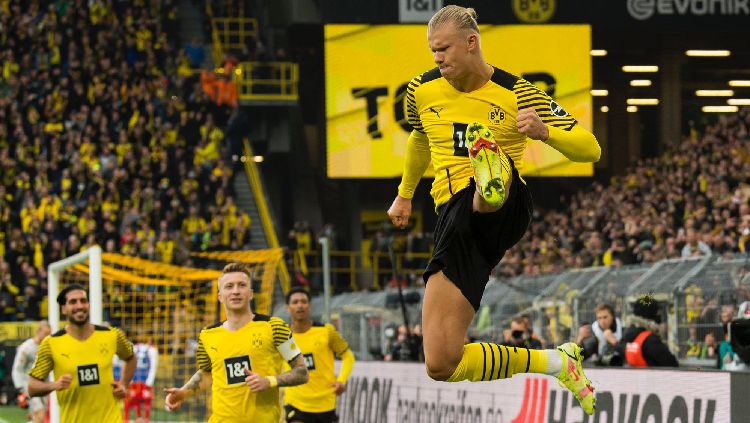Selebrasi Erling Haaland Saat Cetak Gol di Laga Borussia Dortmund vs Mainz Copyright: © twitter.com/BVB/media