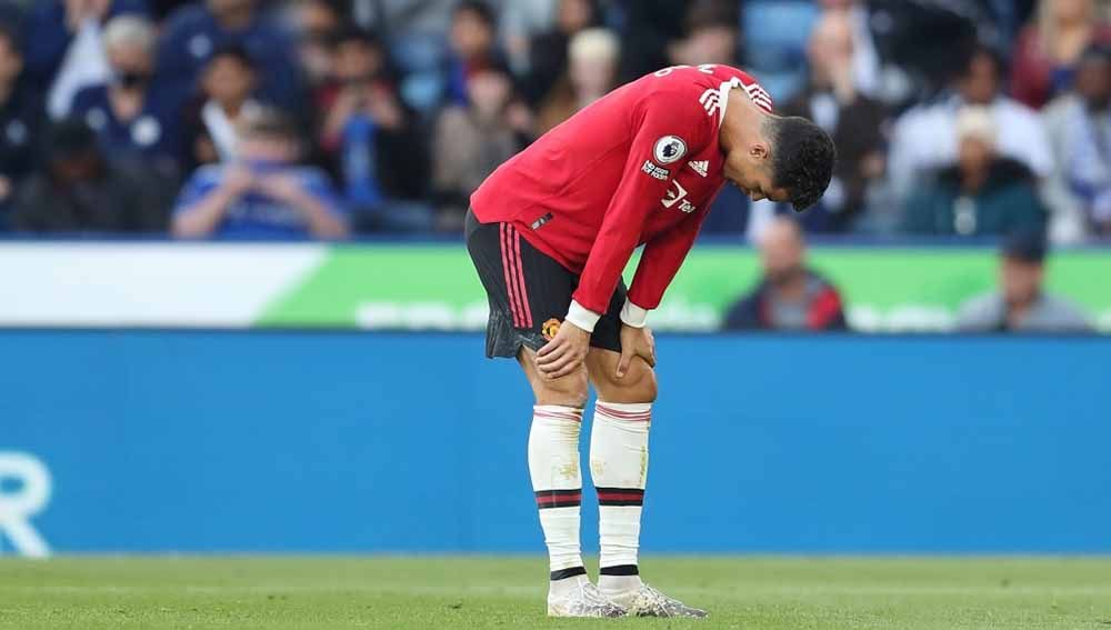 Melawan Liverpool di kandang sendiri, pelatih Setan Merah yakni Ole Gunnar Solskjaer diprediksi akan mengandalkan ketajaman Cristiano Ronaldo. Copyright: © talksport/gettyimages