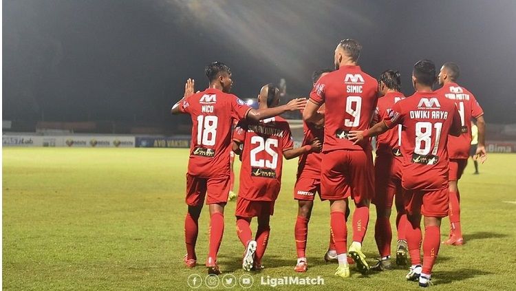Pemain Persija Jakarta bersuka cita usai memetik kemenangan di Liga 1. Copyright: © Instagram