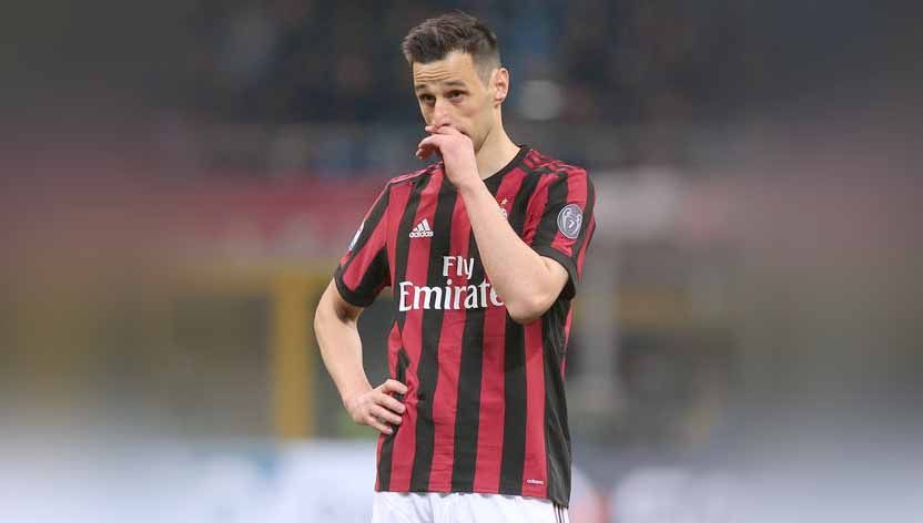 Nikola Kalinic saat masih di AC Milan. Copyright: © 90min