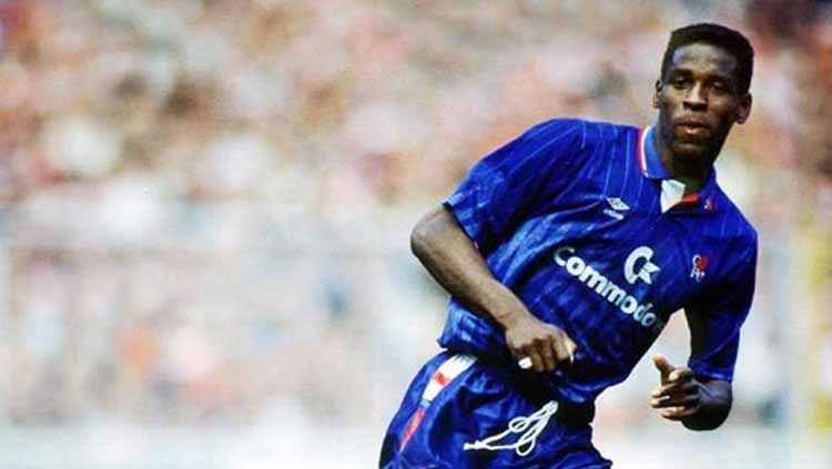 Ken Monkou, mantan pemain Chelsea Copyright: © pinterest.com