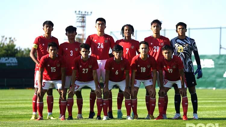 Skuat timnas Indonesia U-18 melawan Antalyaspor Copyright: © PSSI