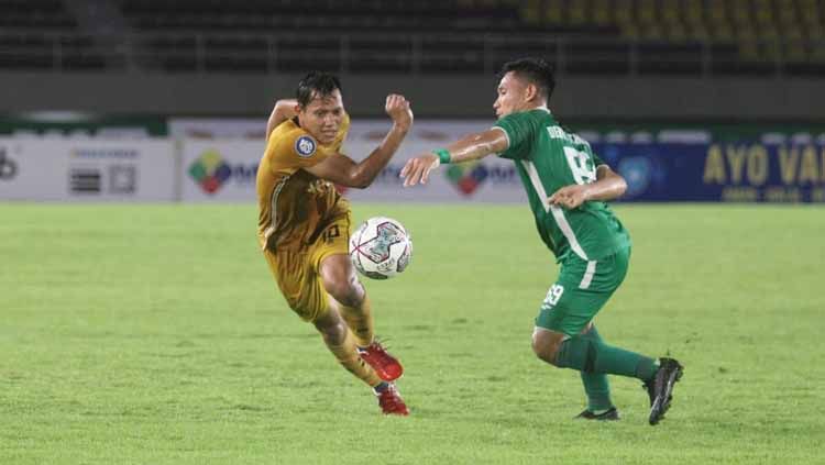 Berikut hasil pertandingan pekan ke-13 Liga 1 musim 2021-2022 antara PSS Sleman vs Bhayangkara FC. Copyright: © Prabowo/INDOSPORT