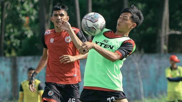 Skuad Semen Padang saat menjalani latihan jelang laga Liga 2 melawan KS Tiga Naga. Copyright: © Semen Padang