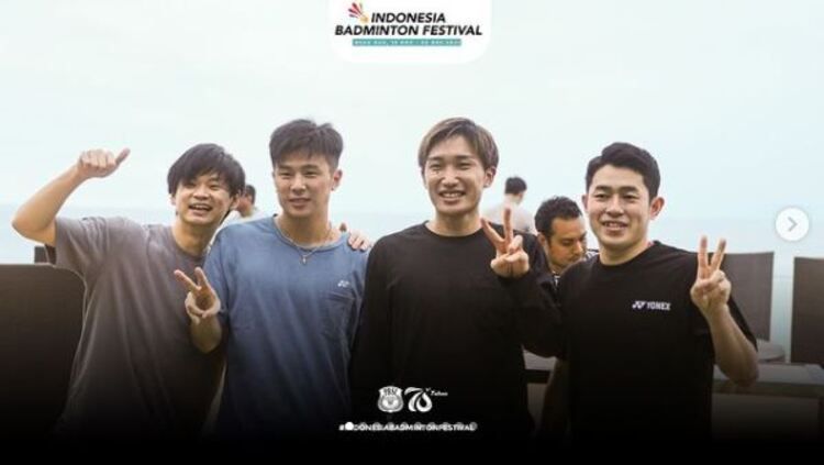 Pebulutangkis Jepang, Kento Momota, Takuro Hoki, Yugo Kobayashi, Yuta Watanabe saat berada di Bali Copyright: © Humas PP PBSI