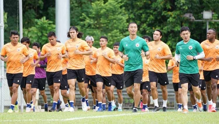 Latihan Timnas Indonesia jelang Piala AFF 2020 menghadapi Kamboja di Singapura. Copyright: © PSSI