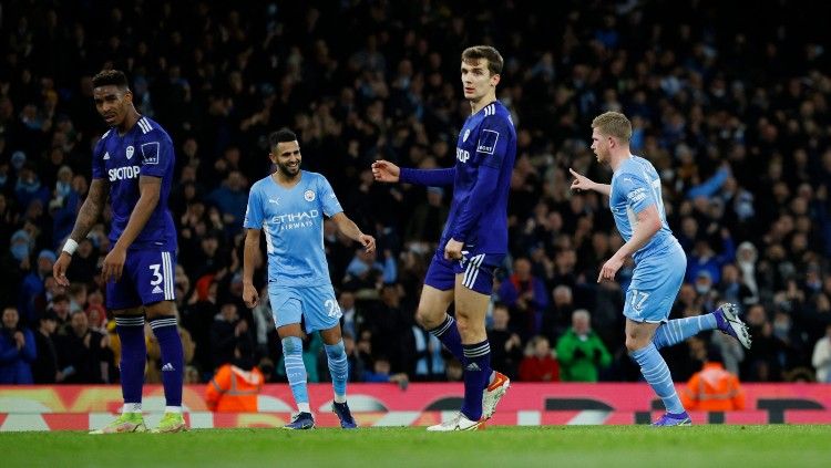 Selebrasi Kevin De Bruyne di laga Man City vs Leeds United (15/12/21). Copyright: © REUTERS/Phil Noble