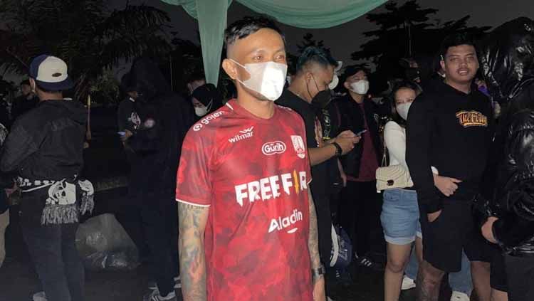 Diminta membayar 45 ribu rupiah alih-alih gratis di babak 8 besar Liga 2, begini tanggapan perwakilan suporter Persis Solo yakni B6 Surakartans. Copyright: © Zainal Hasan/INDOSPORT