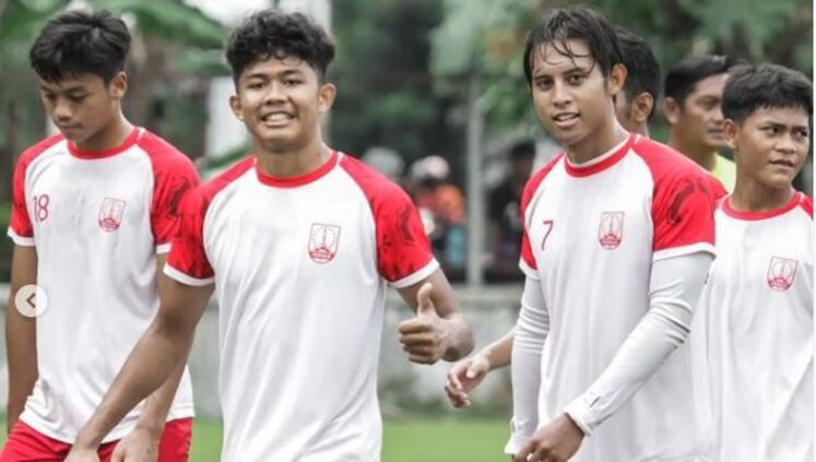 Pemain jebolan Timnas U-16 gabung Persis Solo Youth Academy. Copyright: © Persis Youth